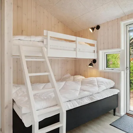Beautiful In With Kitchen Allingåbro